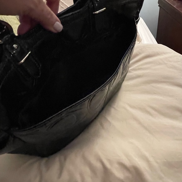 Coach black patent leather logo purse - Picture 8 of 10